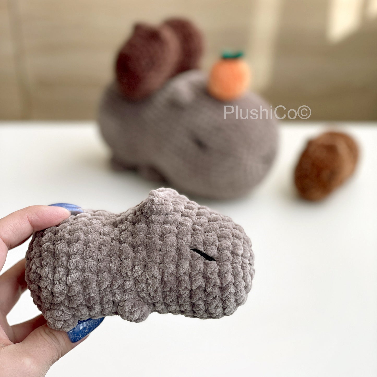 Capybara Crochet Pattern, 2 sizes - LOW/NO SEW