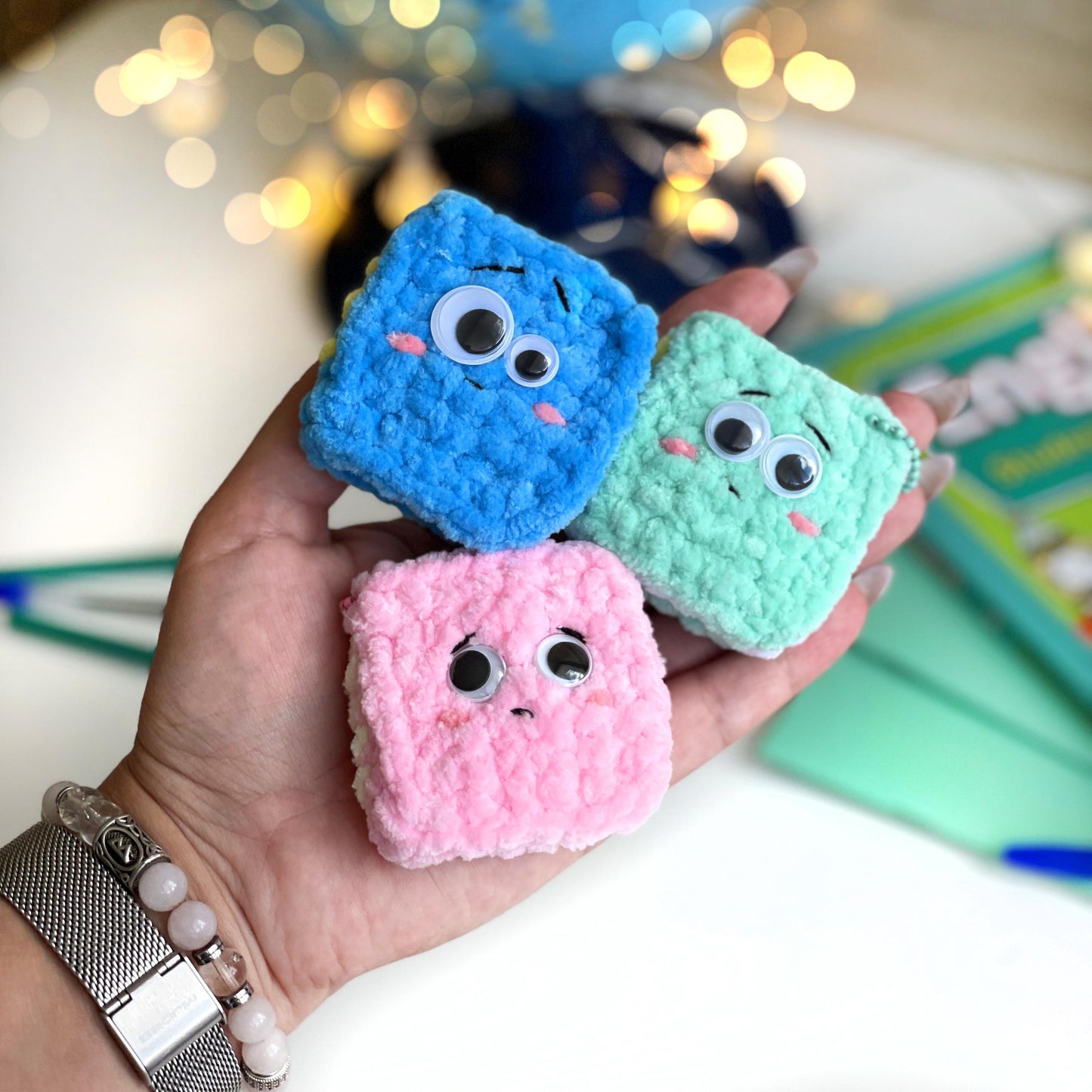 Notebook Keychain Crochet Pattern - Low Sew