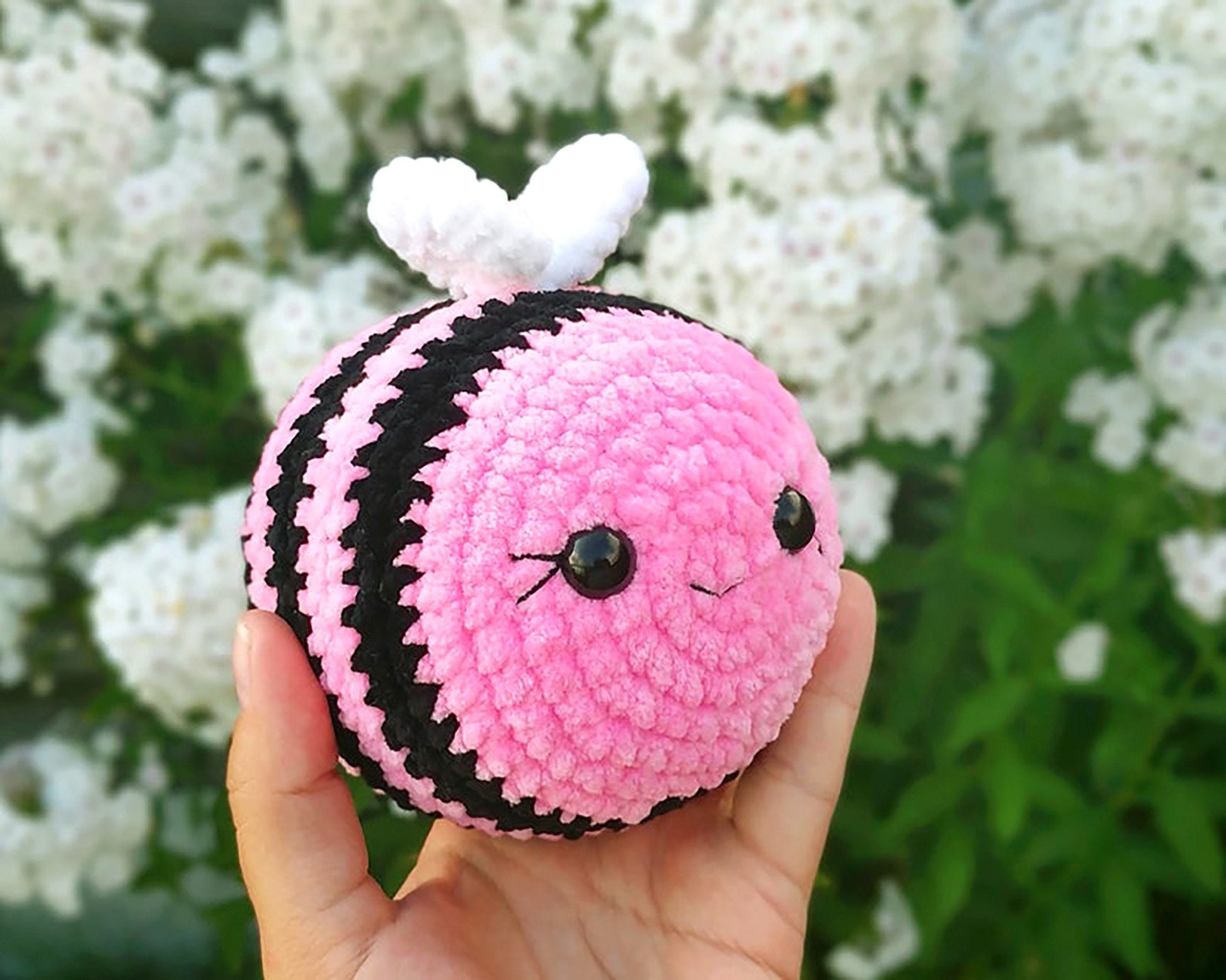 Bee Crochet PATTERN, Amigurumi Bumblebee Plushie, Cute Spring Insect, Plush Baby Toy, Chunky Yarn PDF, Cuddly Striped Creature,Large Squishy