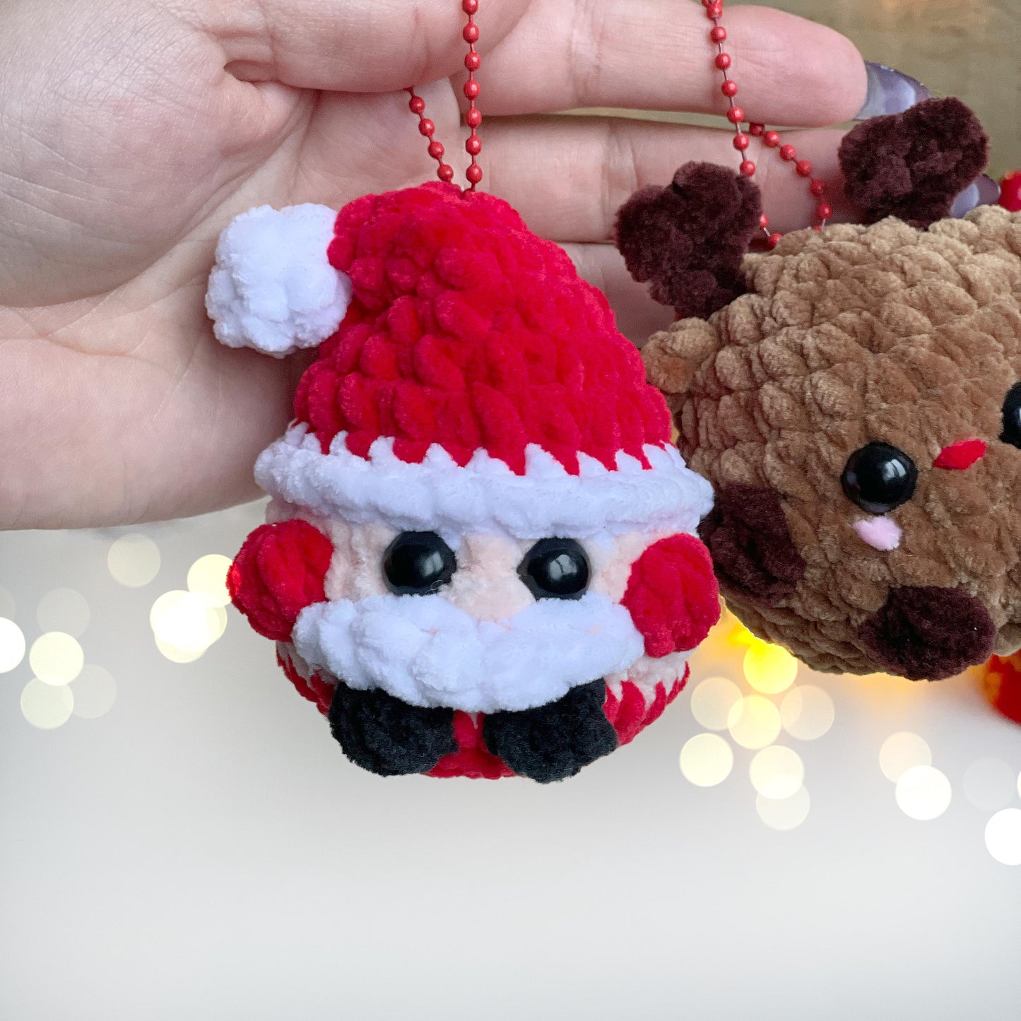 Santa & Reindeer Keychain Crochet Pattern - No Sew