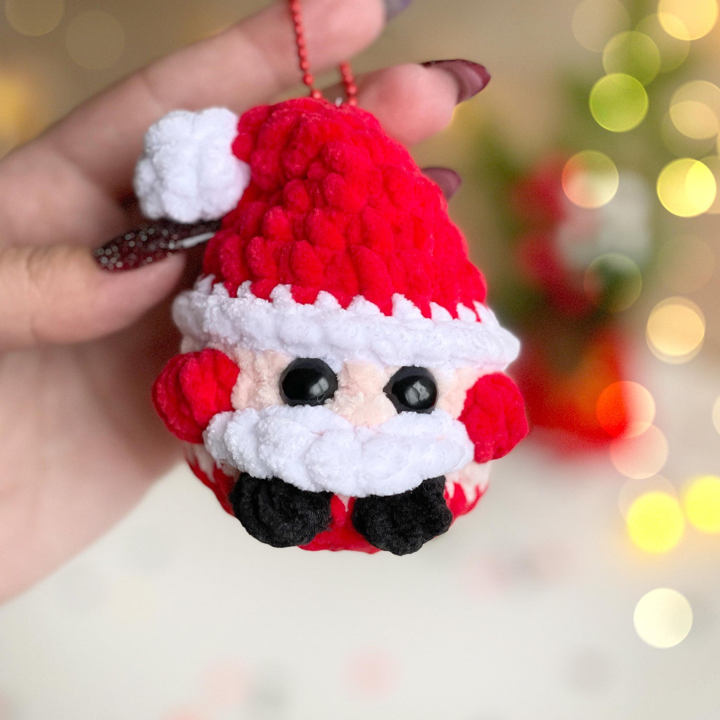 Santa Keychain Crochet Pattern - No Sew
