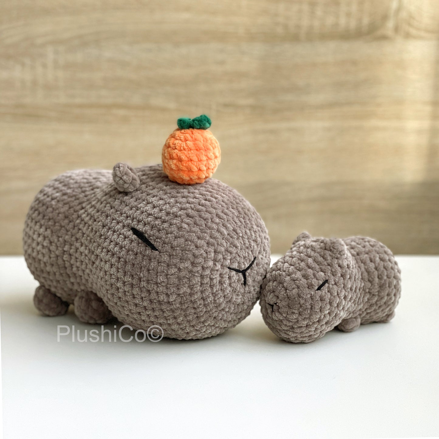 Capybara Crochet Pattern, 2 sizes - LOW/NO SEW
