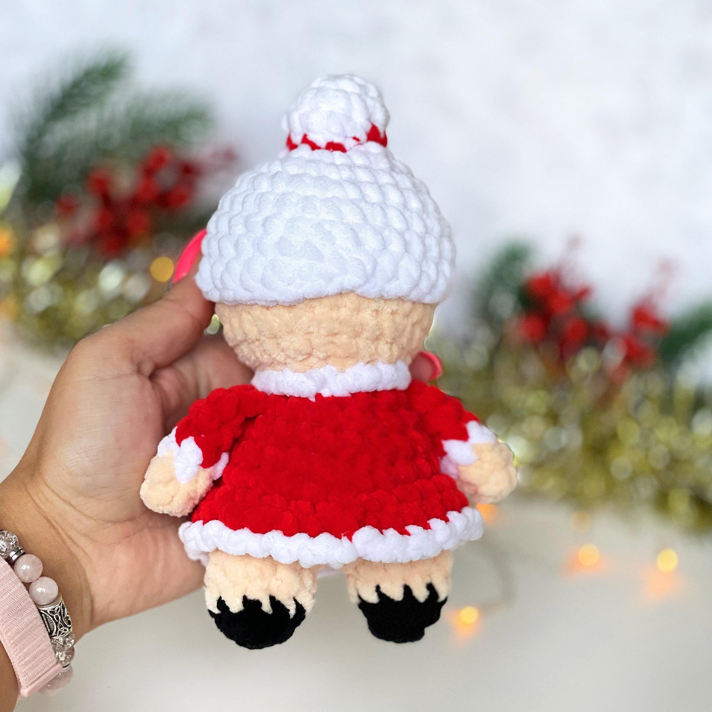 Mrs. Claus Crochet PATTERN - Low Sew