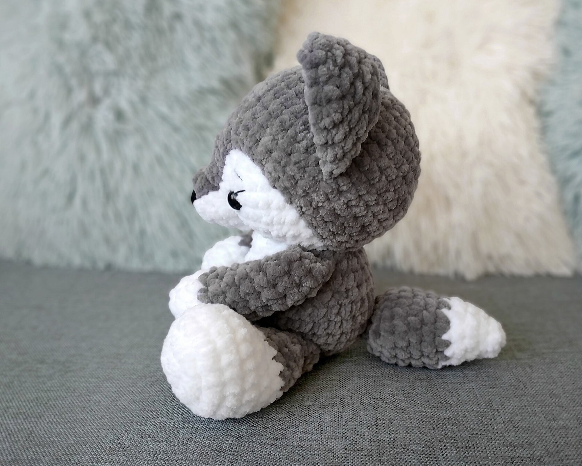 Wolf CROCHET PATTERN, Amigurumi Woodland Plushie, Stuffed Animal Tutotial, Cute diy chunky yarn Toy, PDF Instant Download, Plush Baby Toy