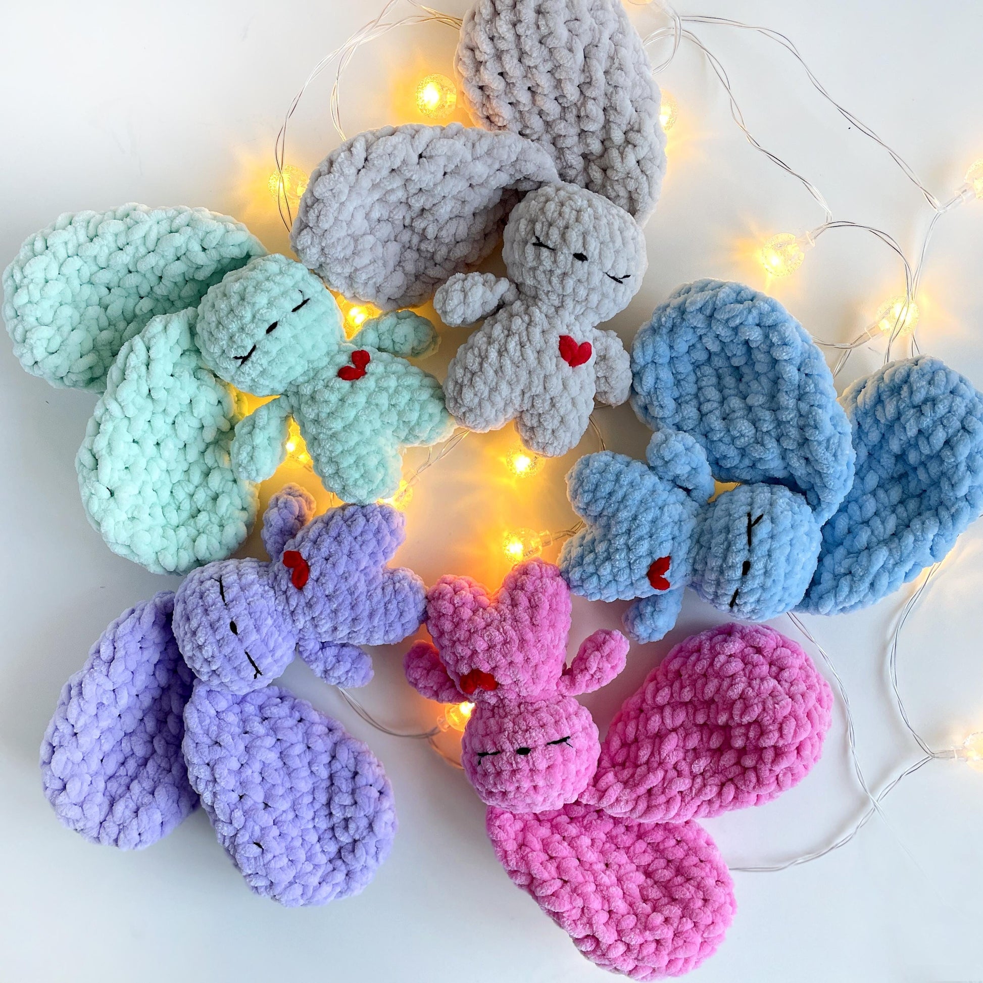 Bunny CROCHET PATTERN, Easter Rabbit, No Sew Amigurumi Plushies, Cute Toy with Floppy Huge Ears, Easy PDF Tutorial, Cuddle Rabbit with heart