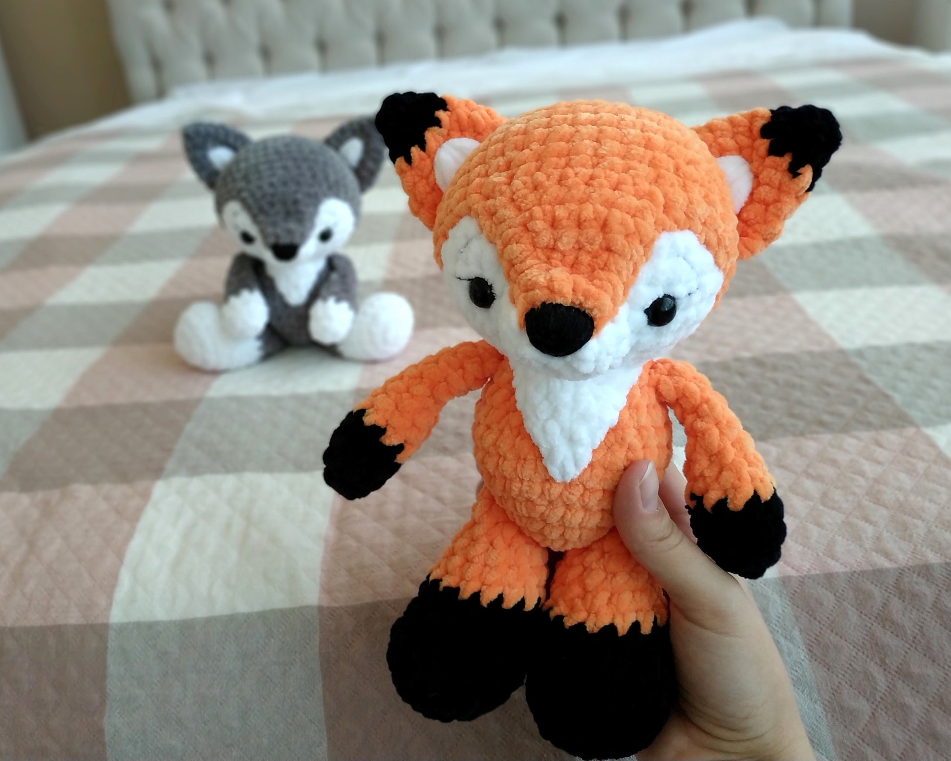 Wolf & Fox CROCHET PATTERNS, Amigurumi Woodland Animals PDF, Cute Plushies, Stuffed Baby Toy Tutorial, Chunky Plush Yarn Nursery Decor