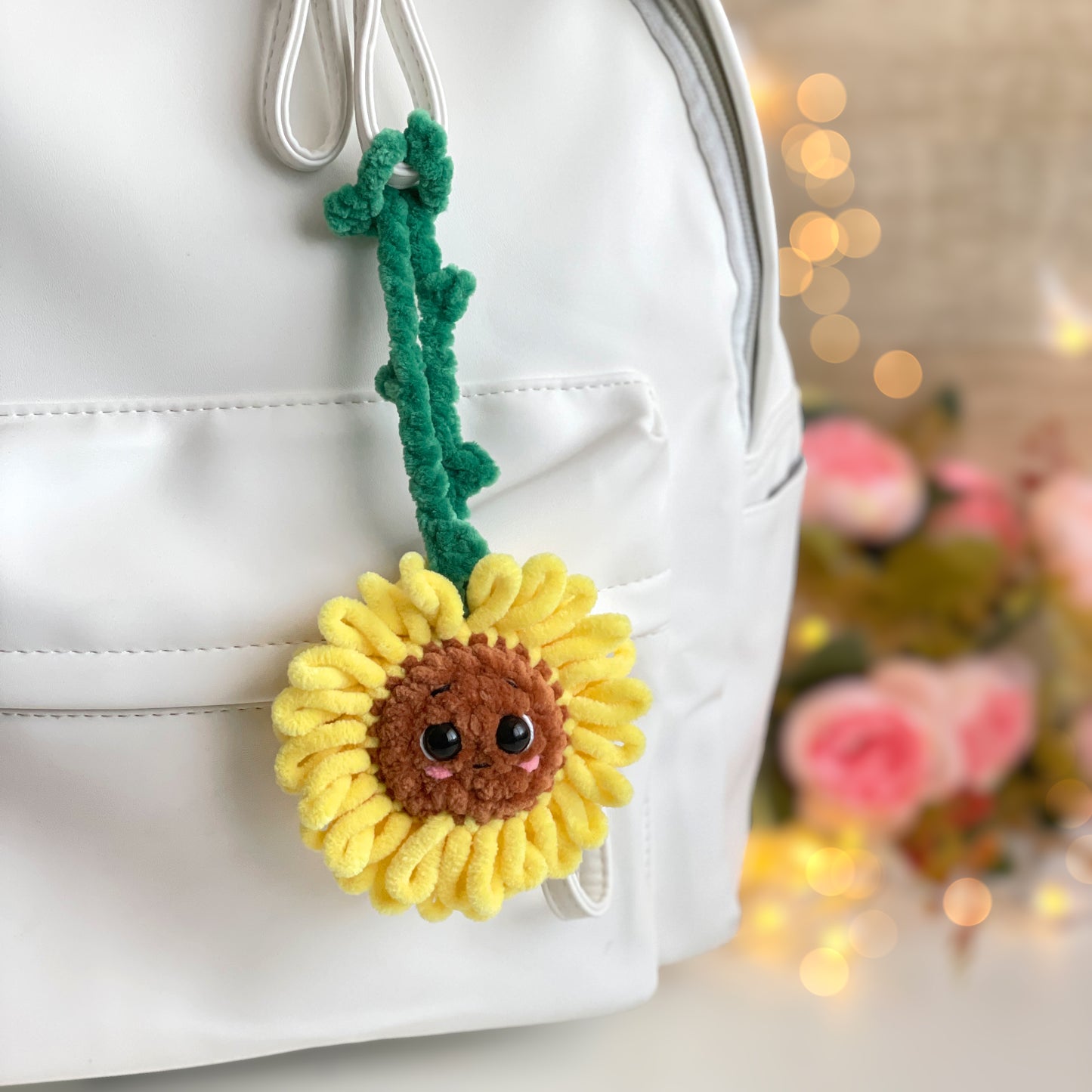 Flower Keychain Crochet Pattern - NO SEW