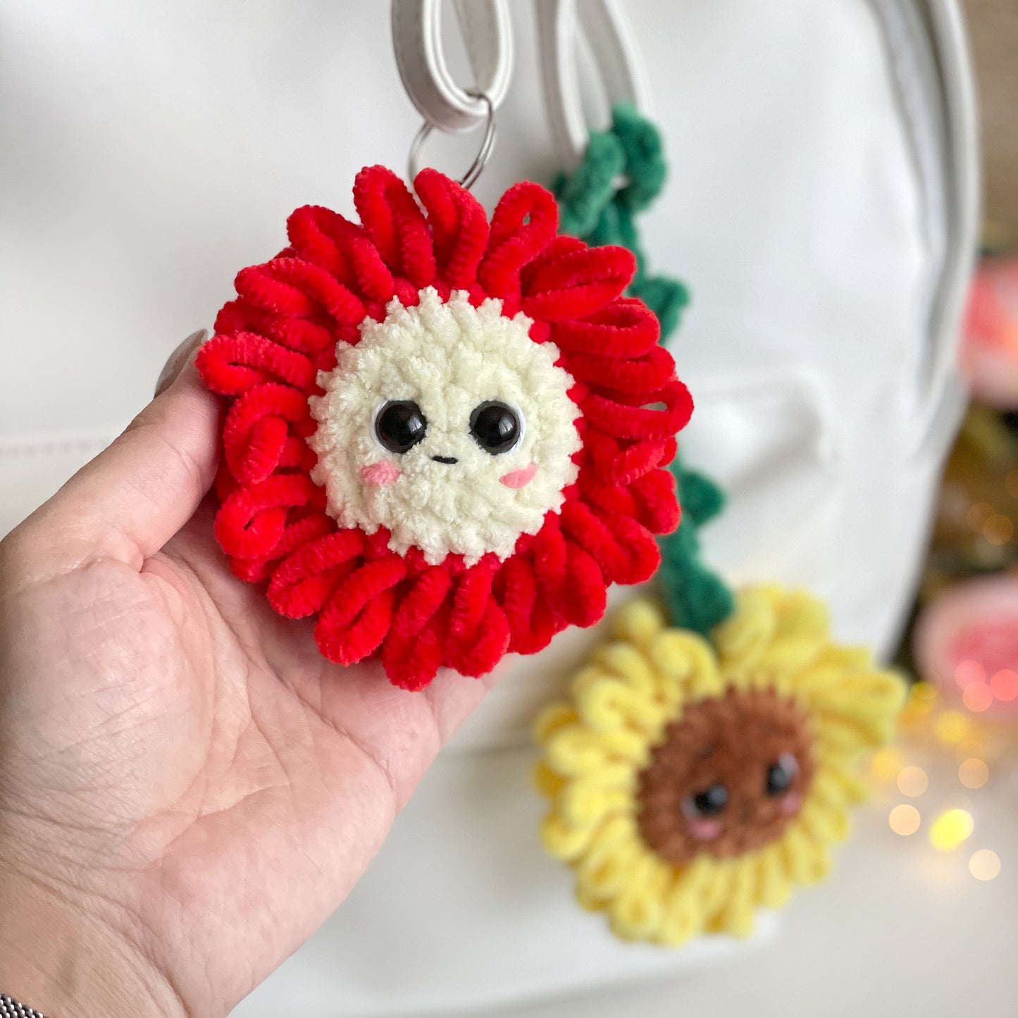 Flower Keychain Crochet Pattern - NO SEW