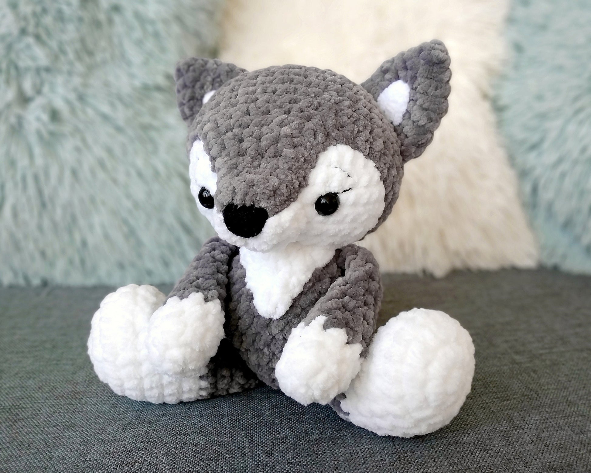 Wolf CROCHET PATTERN, Amigurumi Woodland Plushie, Stuffed Animal Tutotial, Cute diy chunky yarn Toy, PDF Instant Download, Plush Baby Toy