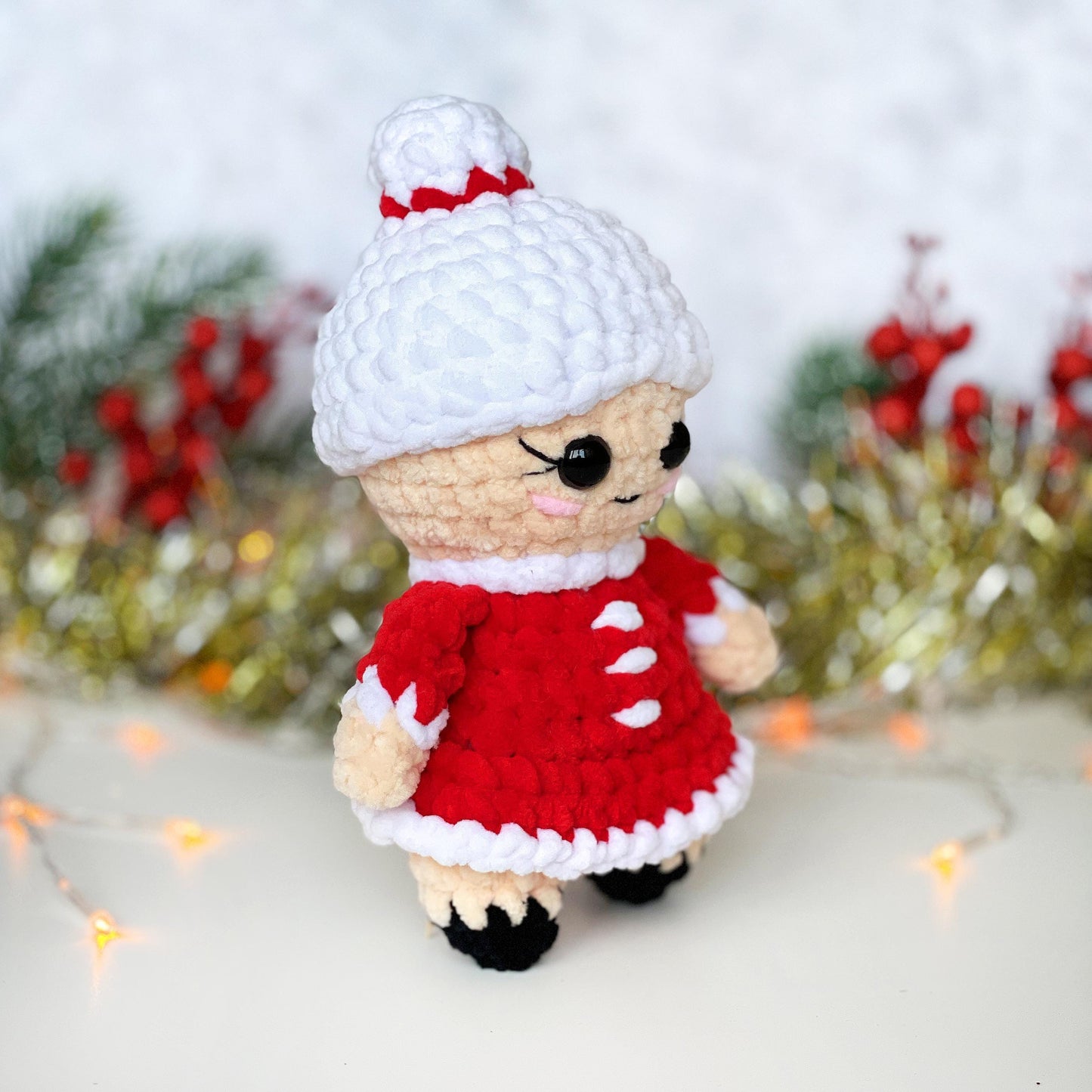 Mrs. Claus Crochet PATTERN - Low Sew