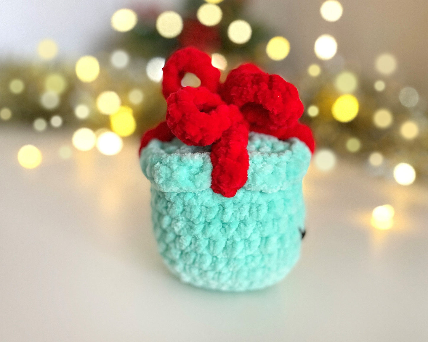 Gift Box CROCHET PATTERN - Low Sew