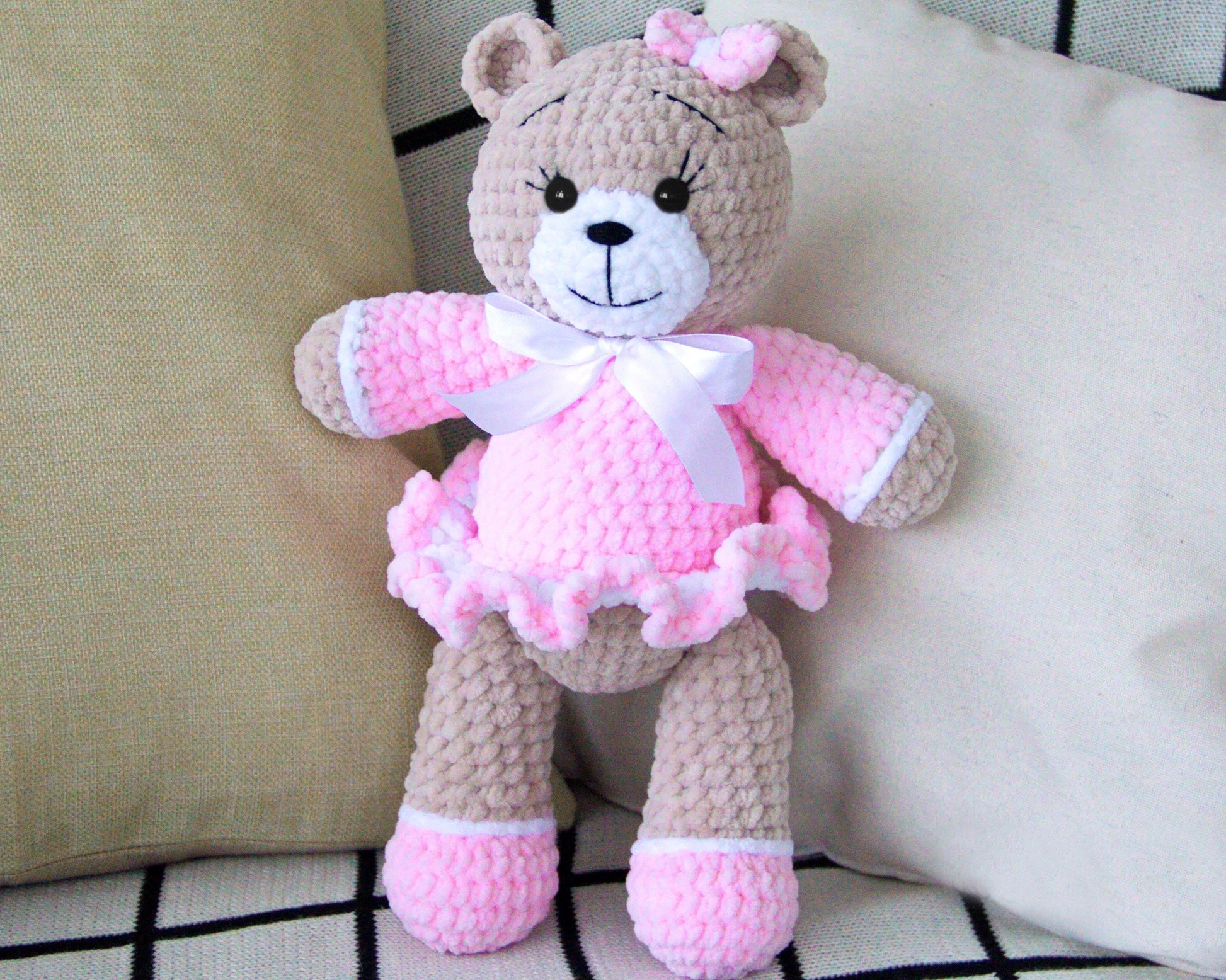 Crochet Bear PATTERN, Amigurumi Animals Plushie, Cute Baby Girl Toy