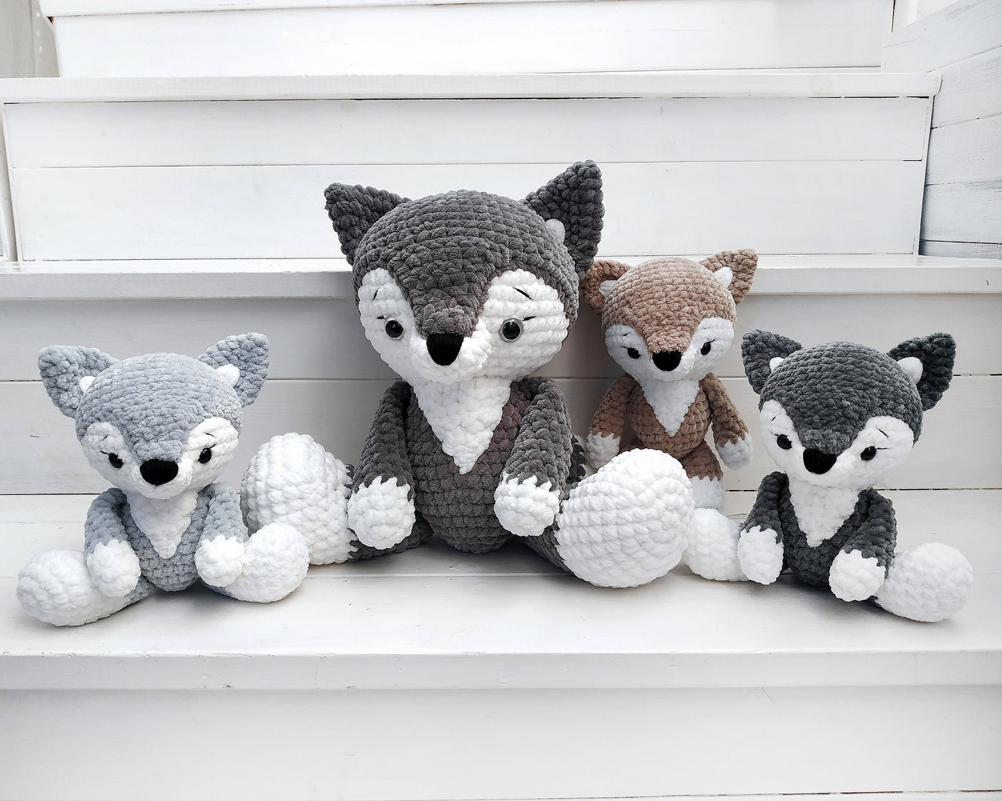 Wolf Crochet Pattern, 2 sizes