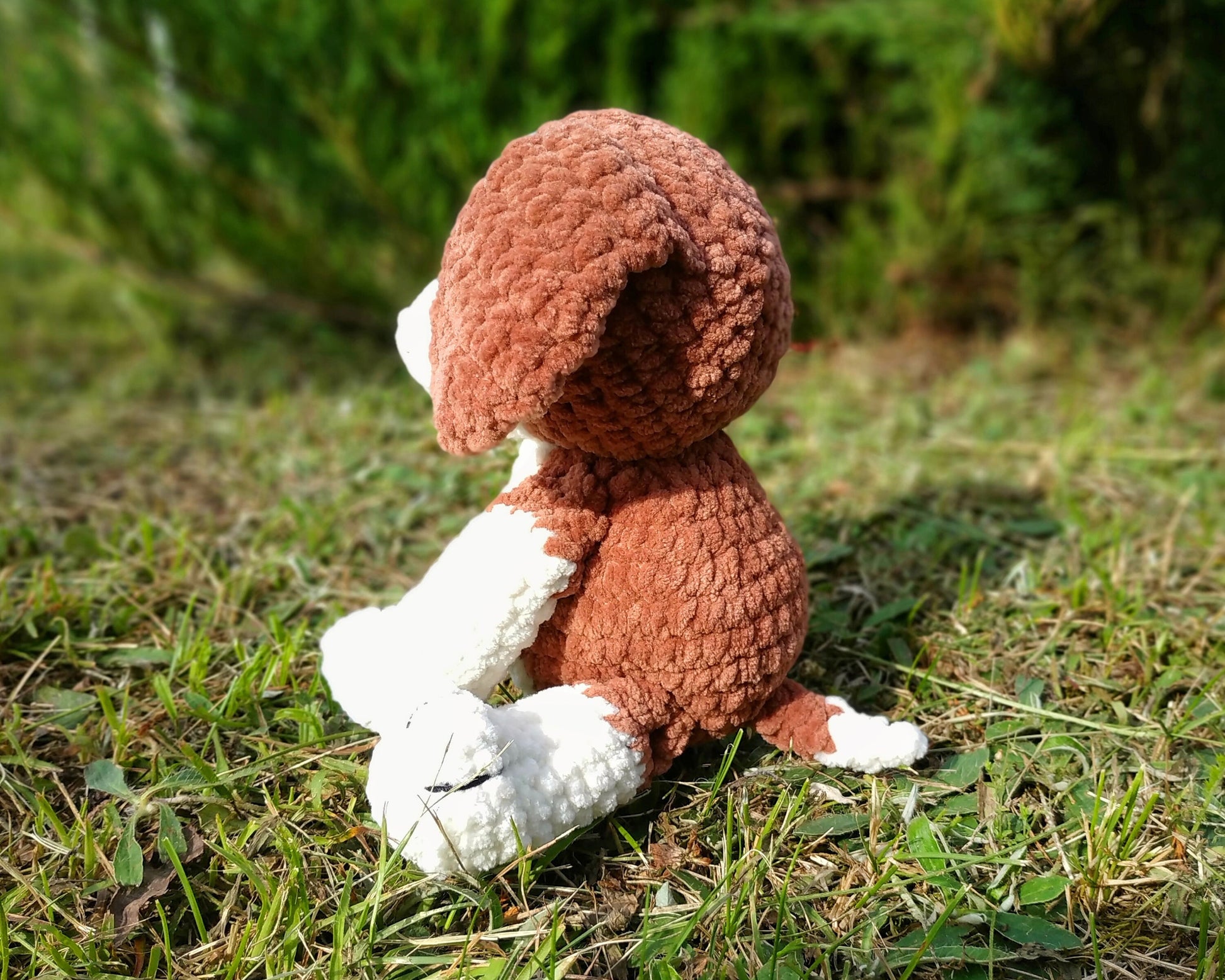 Beagle Dog CROCHET PATTERN, Cute Plush Puppy Amigurumi Toy, Stuffed Animal Pattern, Beginner-Friendly, Instant Download, Chunky Yarn Pattern